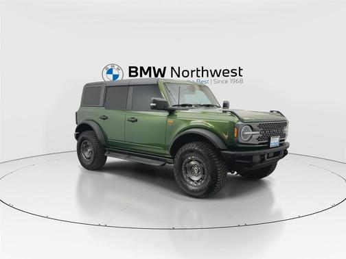 ERUPTION GREEN METALLIC 2024 Ford Bronco Badlands