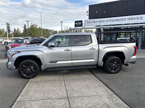 2024 Toyota Tundra Hybrid Platinum
