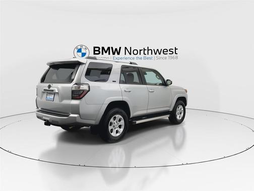 2024 Toyota 4Runner SR5
