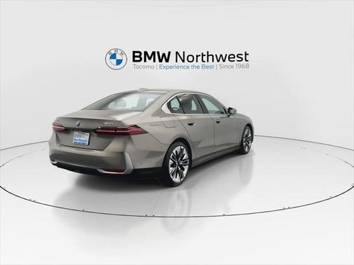 2024 BMW 530 i xDrive
