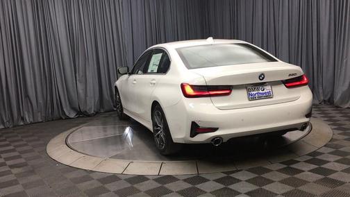 2019 BMW 330 330i