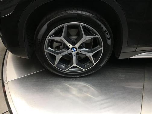 Jet Black 2018 BMW X1 xDrive28i