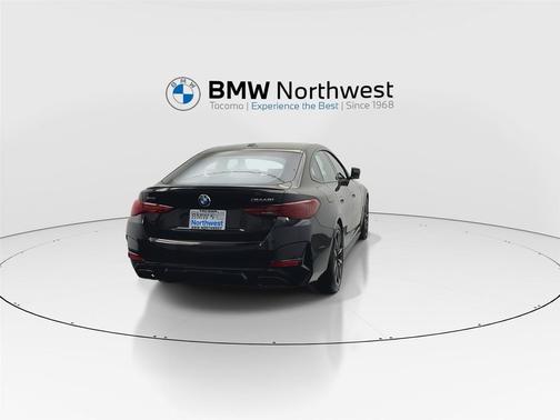 2025 BMW M440 i xDrive