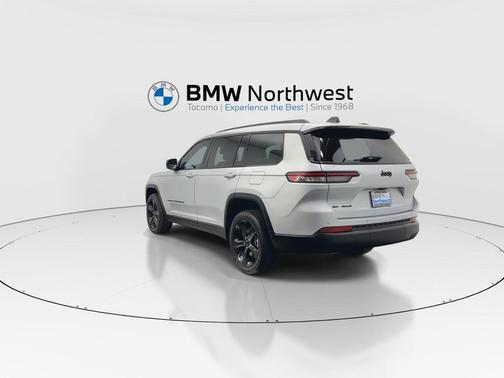 2022 Jeep Grand Cherokee L Altitude