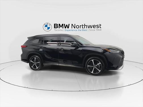 2022 Toyota Highlander XSE