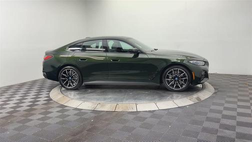 San Remo Green Metallic 2023 BMW i4 Gran Coupe eDrive40