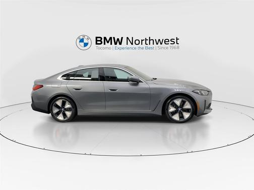 Skyscraper Grey Metallic 2025 BMW i4 Gran Coupe xDrive40