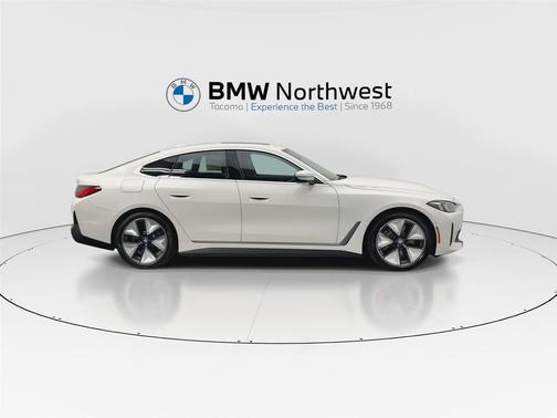 Alpine White 2026 BMW i4 Gran Coupe xDrive40