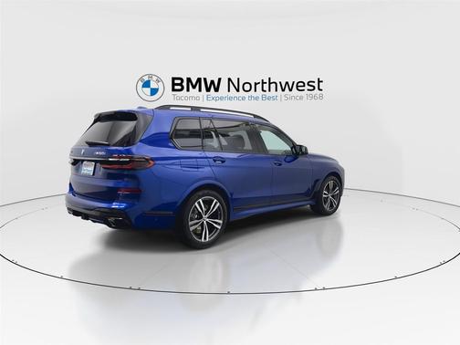 2026 BMW X7 M60i