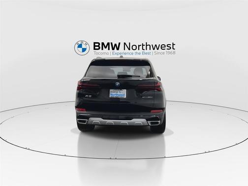 Black Sapphire Metallic 2025 BMW X5 PHEV xDrive50e