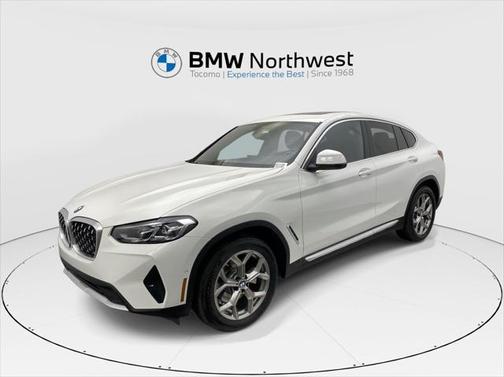2025 BMW X4 xDrive30i