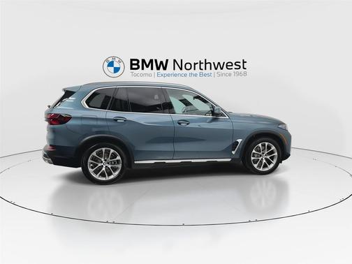 Blue Ridge Mountain Metallic 2026 BMW X5 PHEV xDrive50e