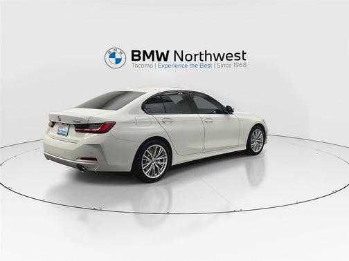 2023 BMW 330 330i