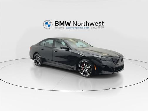 Black Sapphire Metallic 2026 BMW 550e xDrive