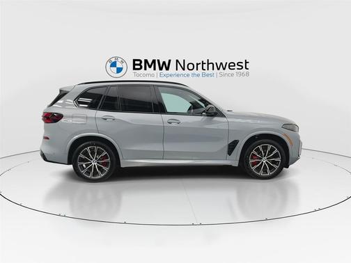 Brooklyn Grey Metallic 2026 BMW X5 M60i