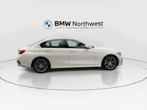 2022 BMW 330 330i
