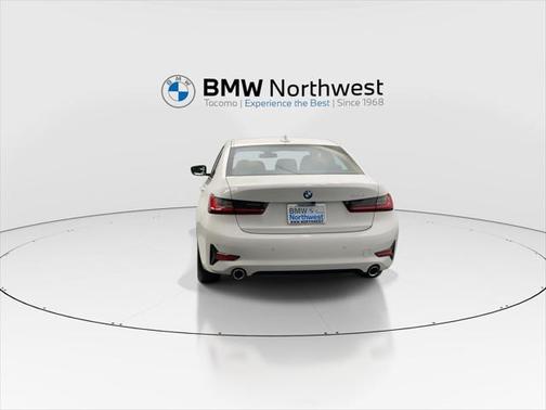 2022 BMW 330 330i