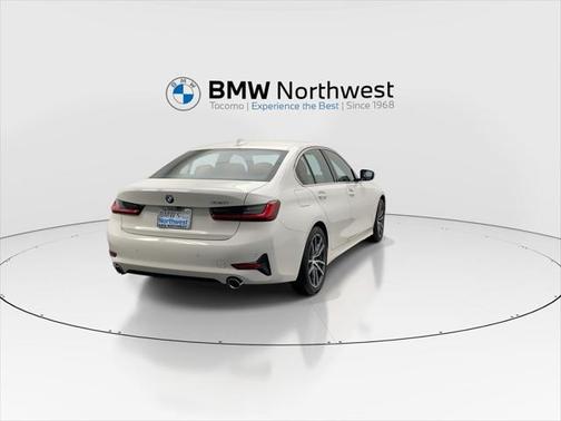 2022 BMW 330 330i