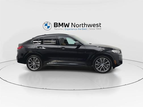 2022 BMW X4 xDrive30i