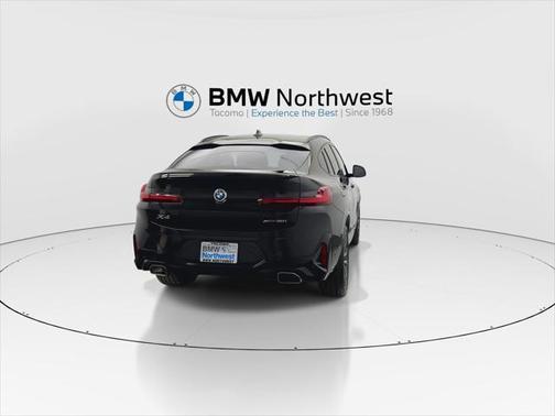 2022 BMW X4 xDrive30i
