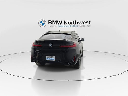 2022 BMW X4 xDrive30i
