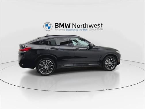 2022 BMW X4 xDrive30i
