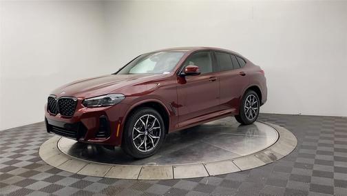 2025 BMW X4 xDrive30i