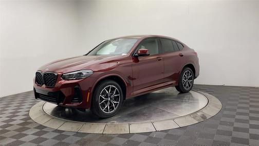 2025 BMW X4 xDrive30i