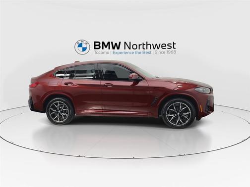 2025 BMW X4 xDrive30i