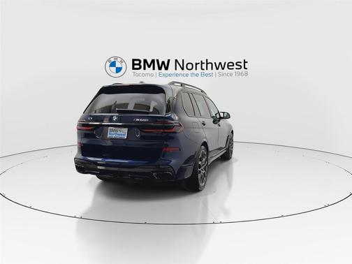 2026 BMW X7 M60i