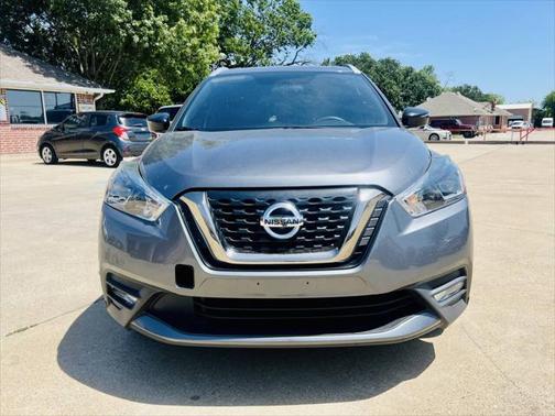 2019 Nissan Kicks SR