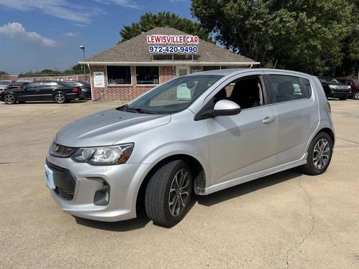 2017 Chevrolet Sonic LT