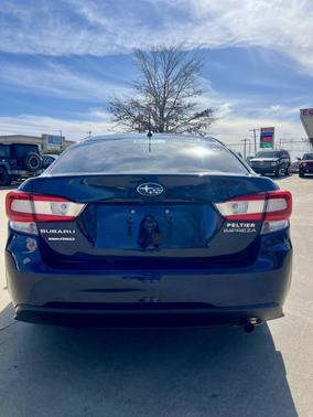 2019 Subaru Impreza 2.0i