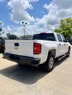 White 2018 Chevrolet Silverado 1500 WT