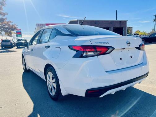 2020 Nissan Versa 1.6 S