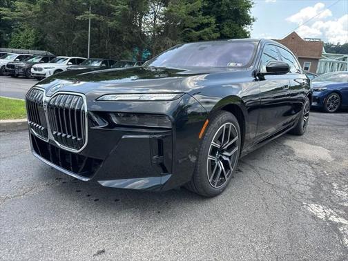 2023 BMW 760 i xDrive