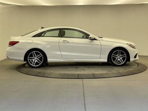 2017 Mercedes-Benz E-Class 4MATIC