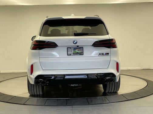 2026 BMW X5 M Base