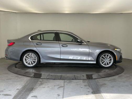 2024 BMW 330e xDrive