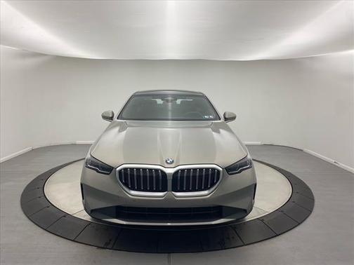 2024 BMW 530 i xDrive