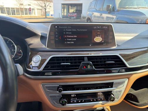 2018 BMW 750 i xDrive