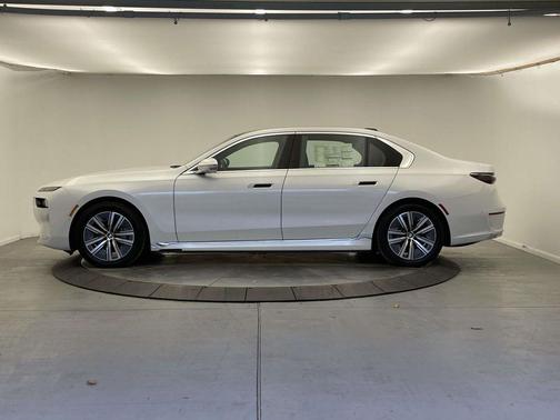 2024 BMW i7 eDrive50