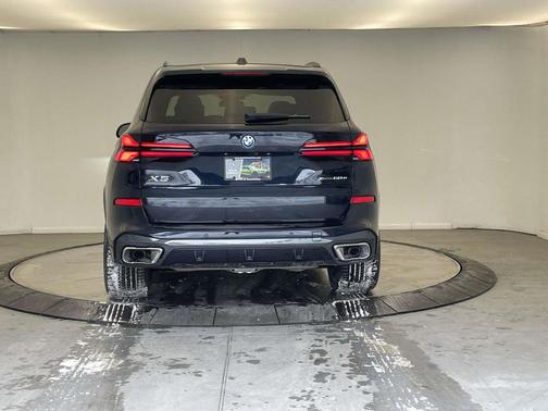 2026 BMW X5 PHEV xDrive50e