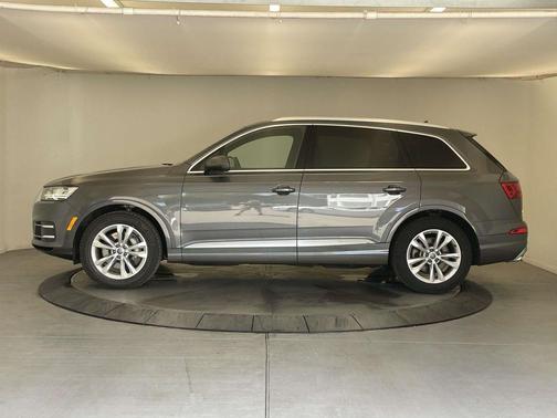 Gray 2018 Audi Q7 3.0T Premium Plus