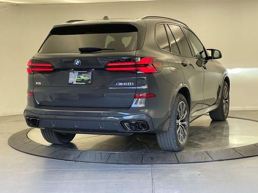 2026 BMW X5 M60i
