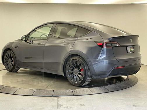 2022 Tesla Model Y Performance Dual Motor All-Wheel Drive