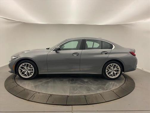 2025 BMW 330 i xDrive