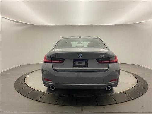 2025 BMW 330 i xDrive