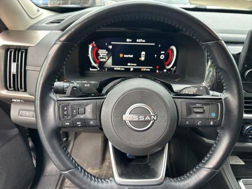 2022 Nissan Pathfinder Platinum 4WD