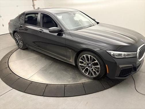 2022 BMW 750 i xDrive